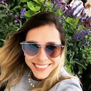 Meet your Posher, Rachel